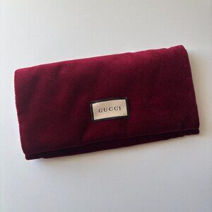 RED VELVET GUCCI POUCH